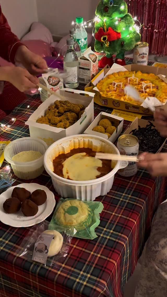 mo_muknyang 게시물 이미지: 연말 걸스나잇 튜튜리얼 이렇게만 해도 성공

1. 걸스나잇...