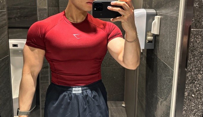 mo_on_tivation 게시물 이미지: Gymshark aesthetic🦈❤️

엘리먼트 베이스레이어 레드
구매는...