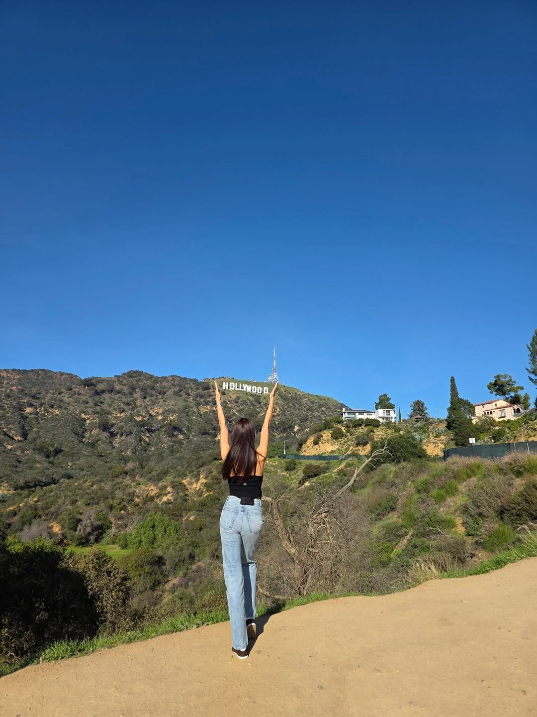 Photo by Han Hyejin on December 29, 2025. May be an image of standing and text.