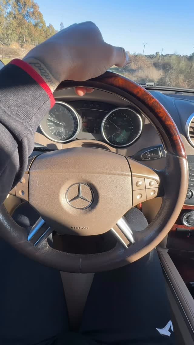 modestito_yt 게시물 이미지: El Mercedes que hoy NO podría existir y por...