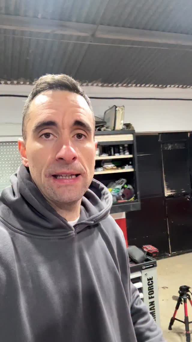 modestito_yt 게시물 이미지: Coches siniestrados sí o no #coche #tips...