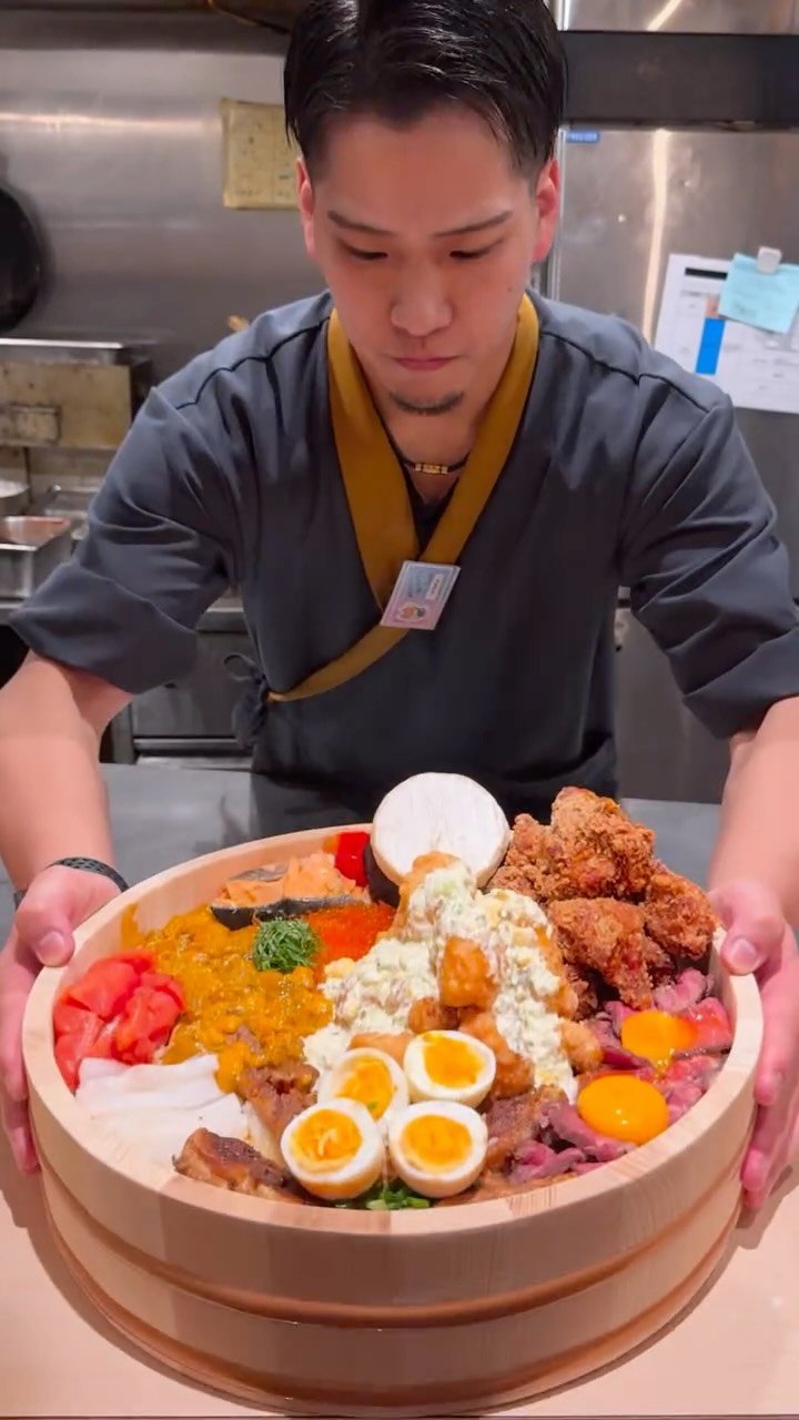 mogu2_food 게시물 이미지: 5kg超巨大どんぶり11lb Mega Bowl!

🏠 ネオ和食居酒屋...