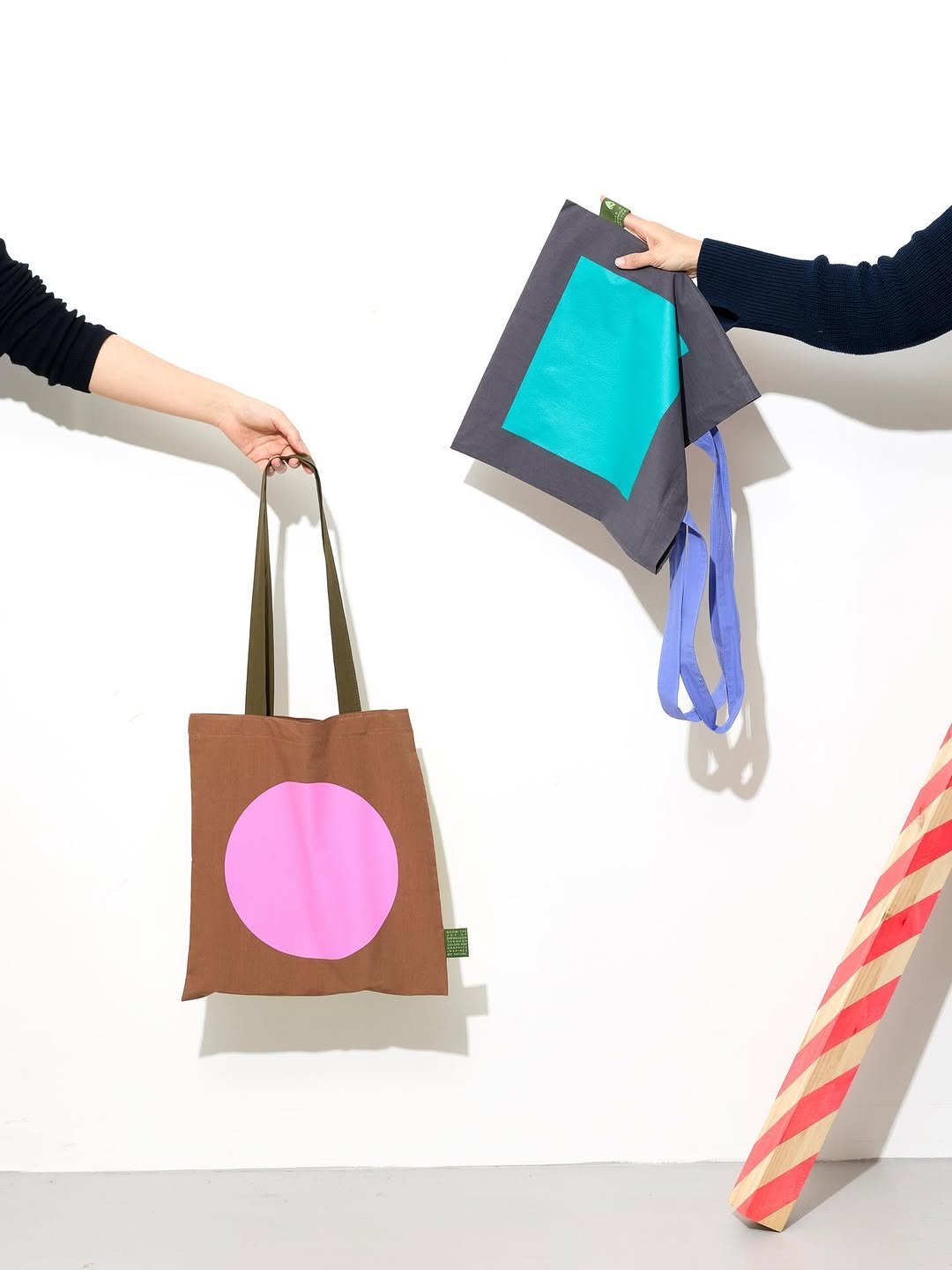 Photo by mohs on April 07, 2026. May be an image of grocery bag and text.