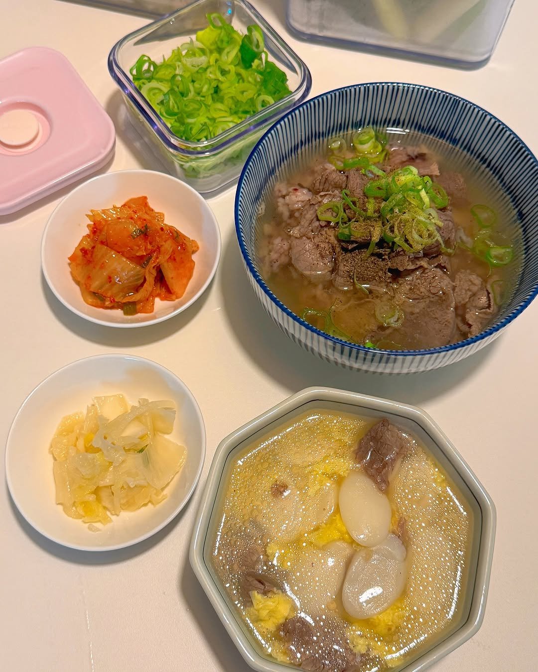 Photo by 박서은 l 목리집박주부👩🏻‍🍳 on November 03, 2025. May be an image of congee, ramen, stew and text.