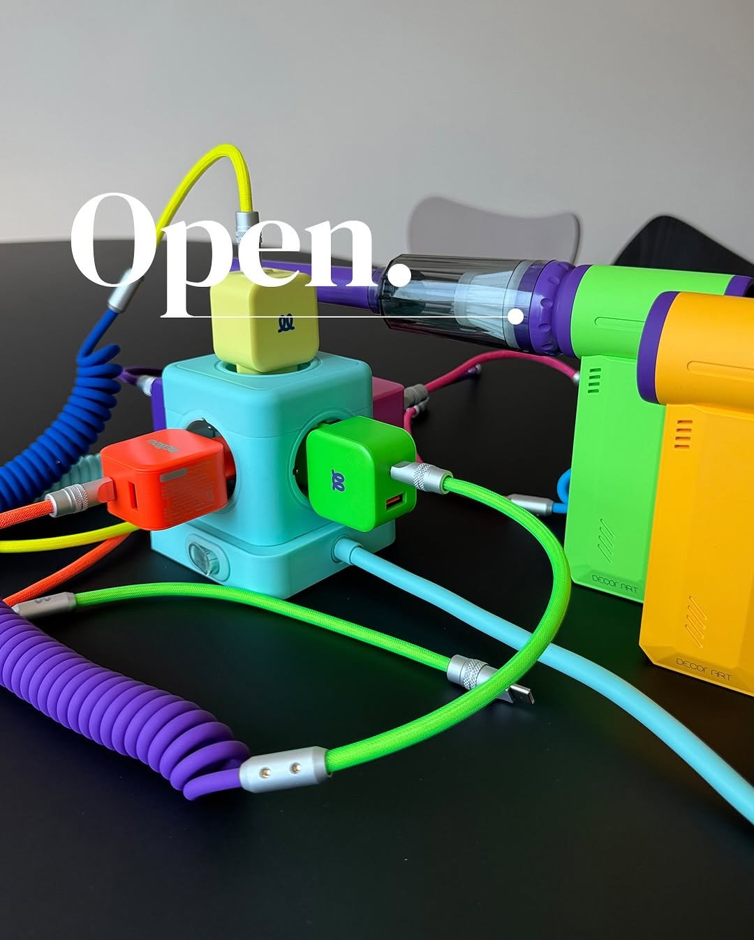 Photo by 맘이가요ㅣ집밥레시피ㆍ살림템 on August 17, 2025. May be an image of toy, socket and text.