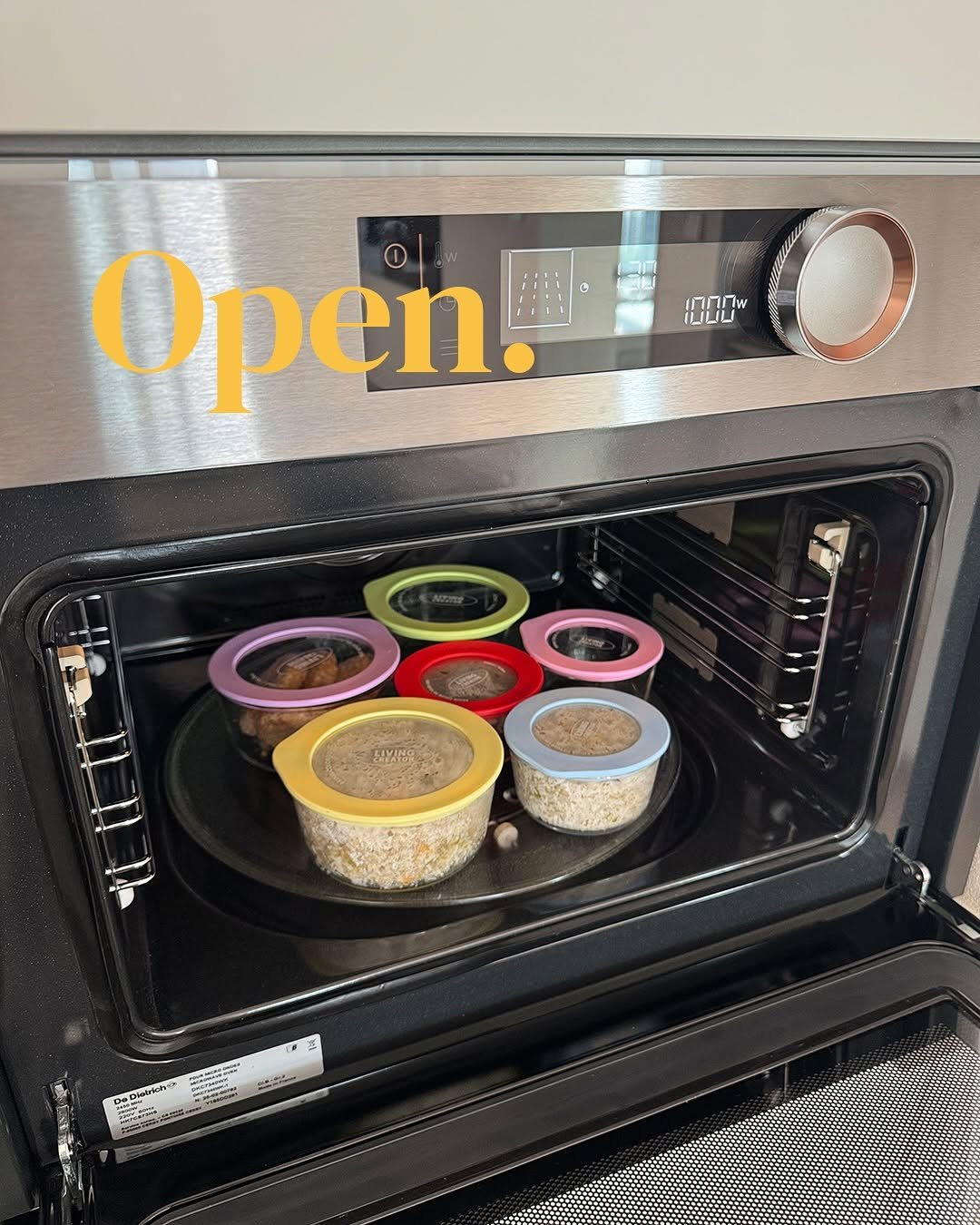 Photo by 맘이가요ㅣ집밥레시피ㆍ살림템 on September 25, 2025. May be an image of hummus, microwave, refrigerator, cooker, petfood and text.