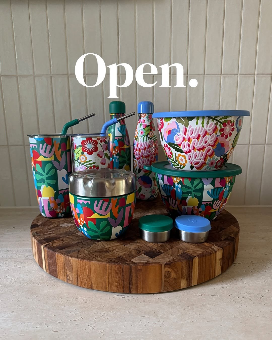 Photo by 맘이가요ㅣ집밥레시피ㆍ살림템 on December 28, 2025. May be an image of pitcher, cocktail shaker, shaker, canister, measuring cups and text.