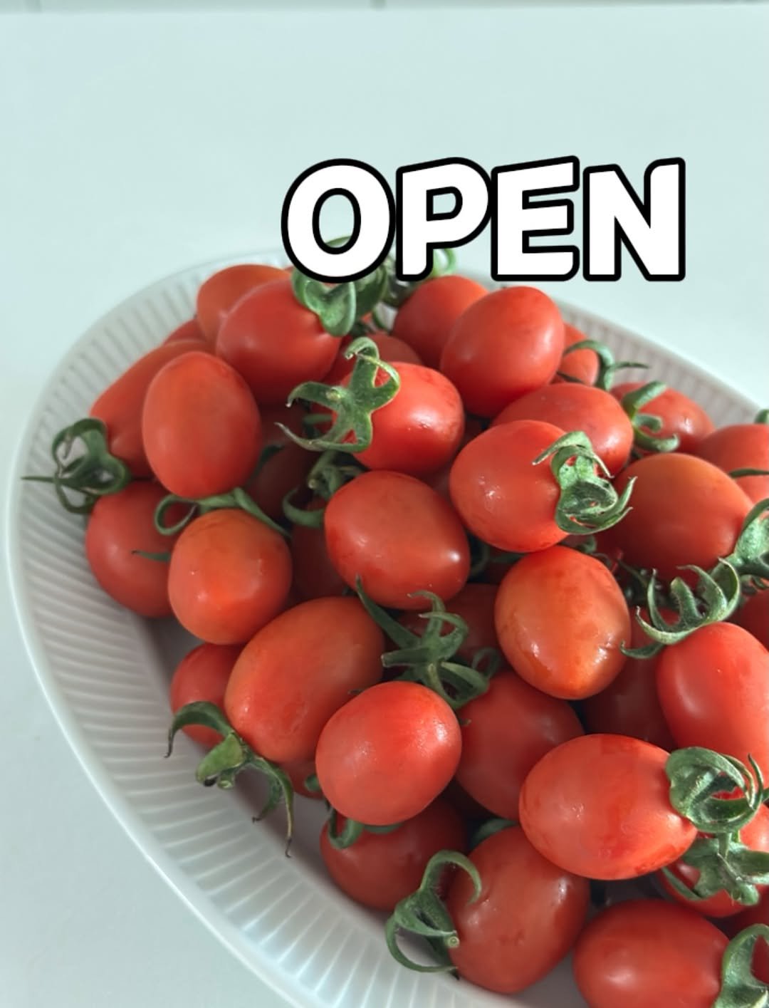 Photo by 모모키친 on December 15, 2025. May be an image of fruit, tomato and text that says 'OPEN'.