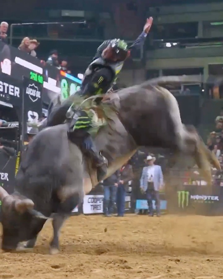 monsterenergy 게시물 이미지: Two angles of @DaltonKasel’s walk off...