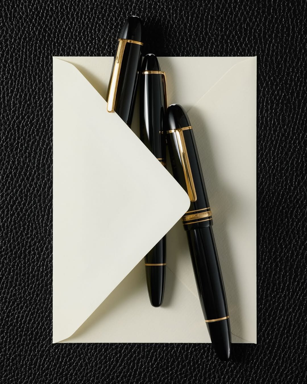 montblanc 게시물 이미지: The envelope and the Meisterstück—two shapes...