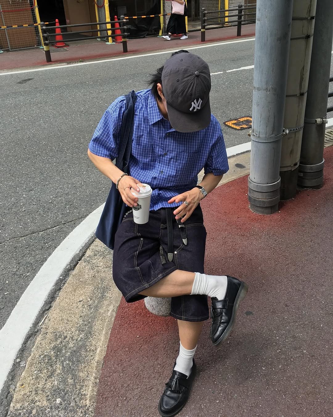 Photo shared by 민 서 on August 10, 2025 tagging @wmc_official, and @helet.official. May be an image of 2 people, wingtip shoes, loafer, street and text.