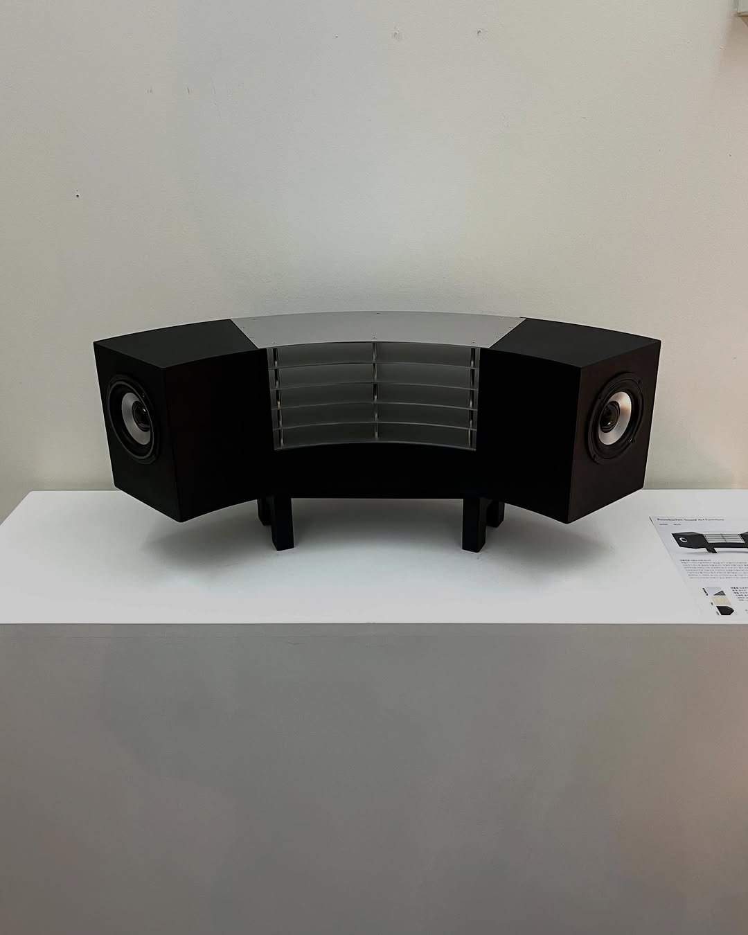 Photo by 민 서 on February 08, 2026. May be an image of speaker, amplifier, stereo and subwoofer.