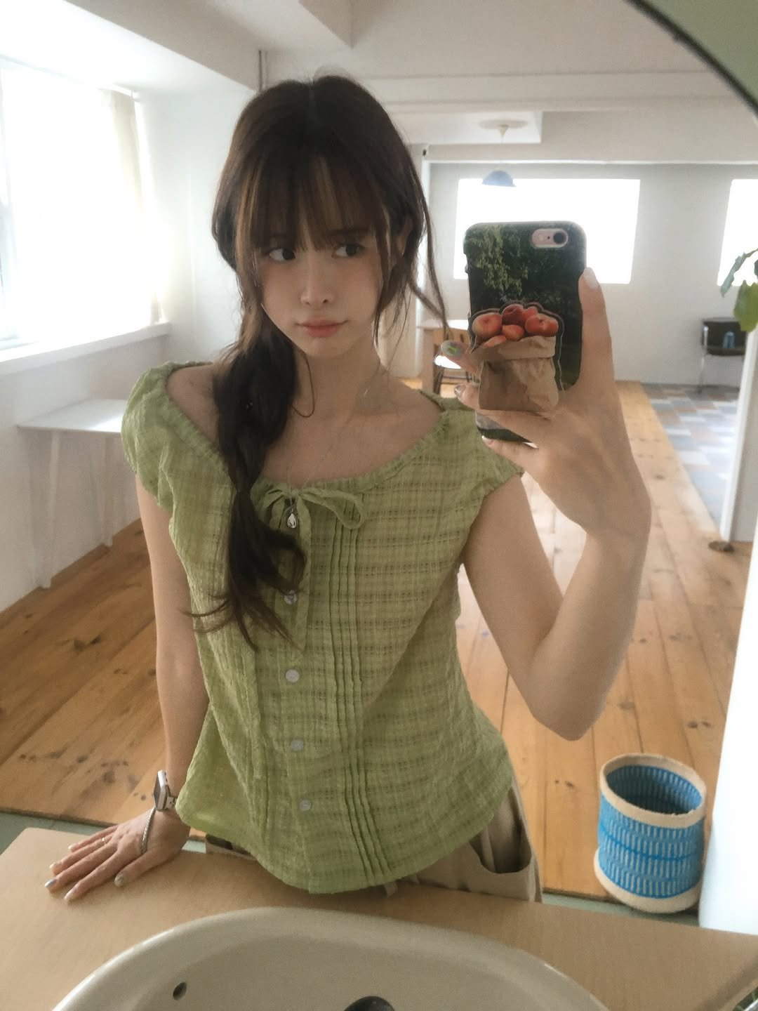 Photo by 무디배디 | 윤달 on July 21, 2025. May be a selfie of 1 person, braids, bangs, sundress, top and text.