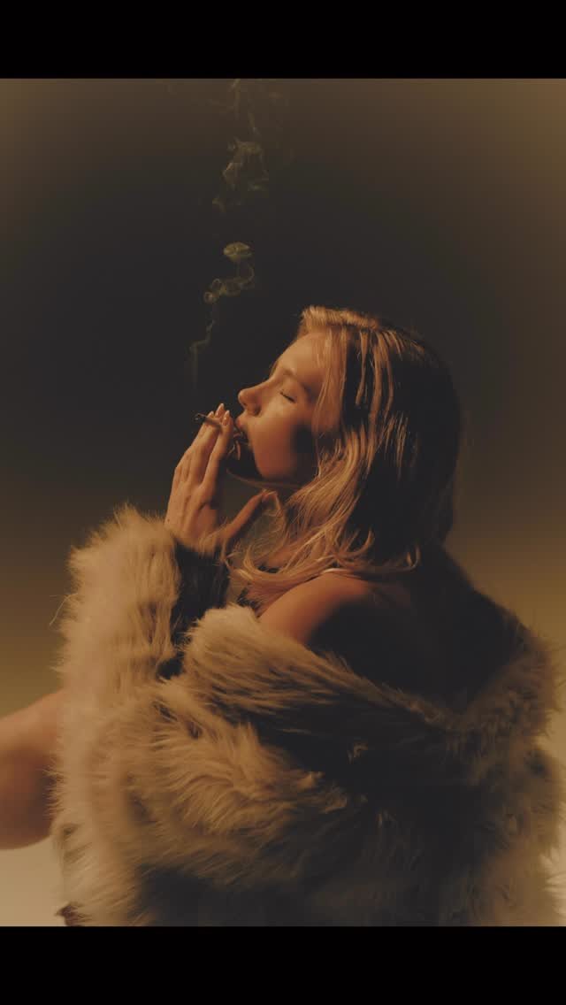 moodydarkroom 게시물 이미지: Here’s a breakdown of this photo shoot I...