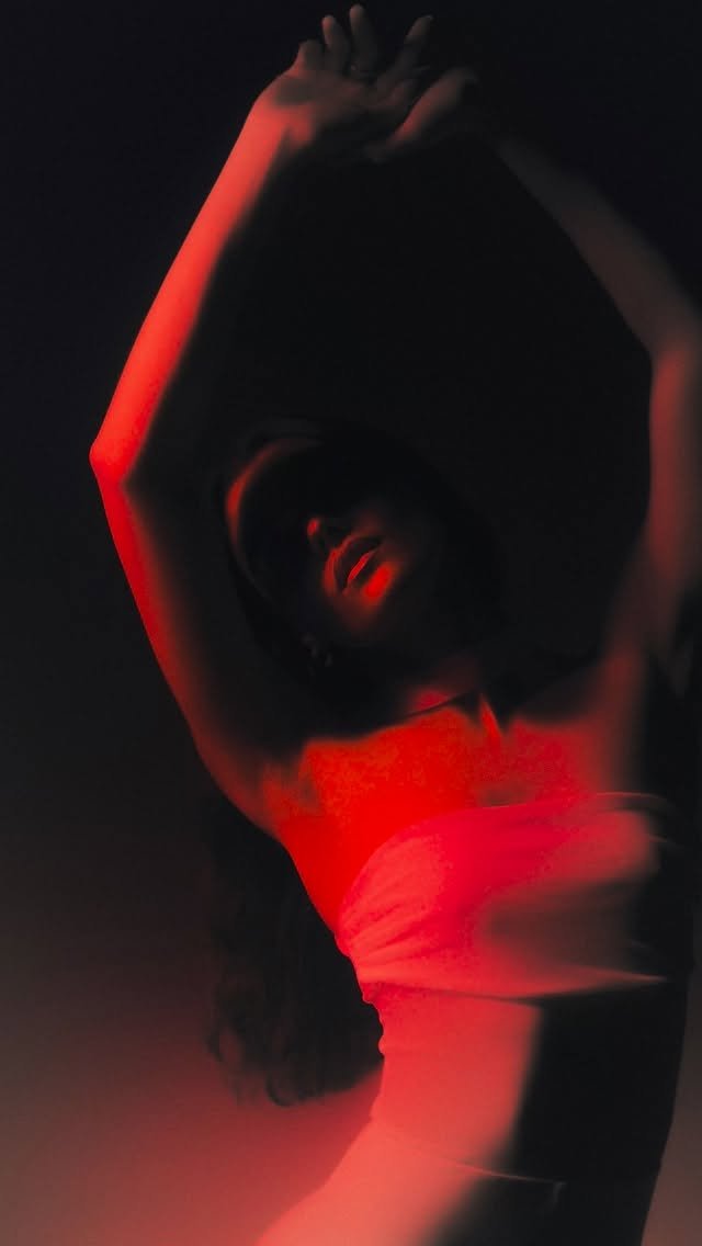 moodydarkroom 게시물 이미지: Small lights, big results 😌
#amaran #amaranpartner