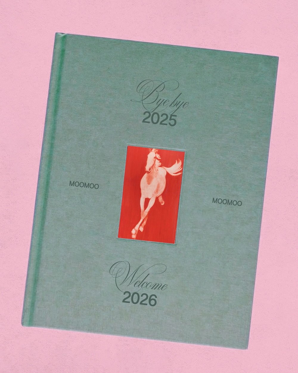 Photo by MOOMOO STUDIO 무무스튜디오 on December 31, 2025. May be an image of diary, binder, book, calendar, sketch and text that says 'Catye 2025 MOOMOO MOOMOO Velamo 2026'.