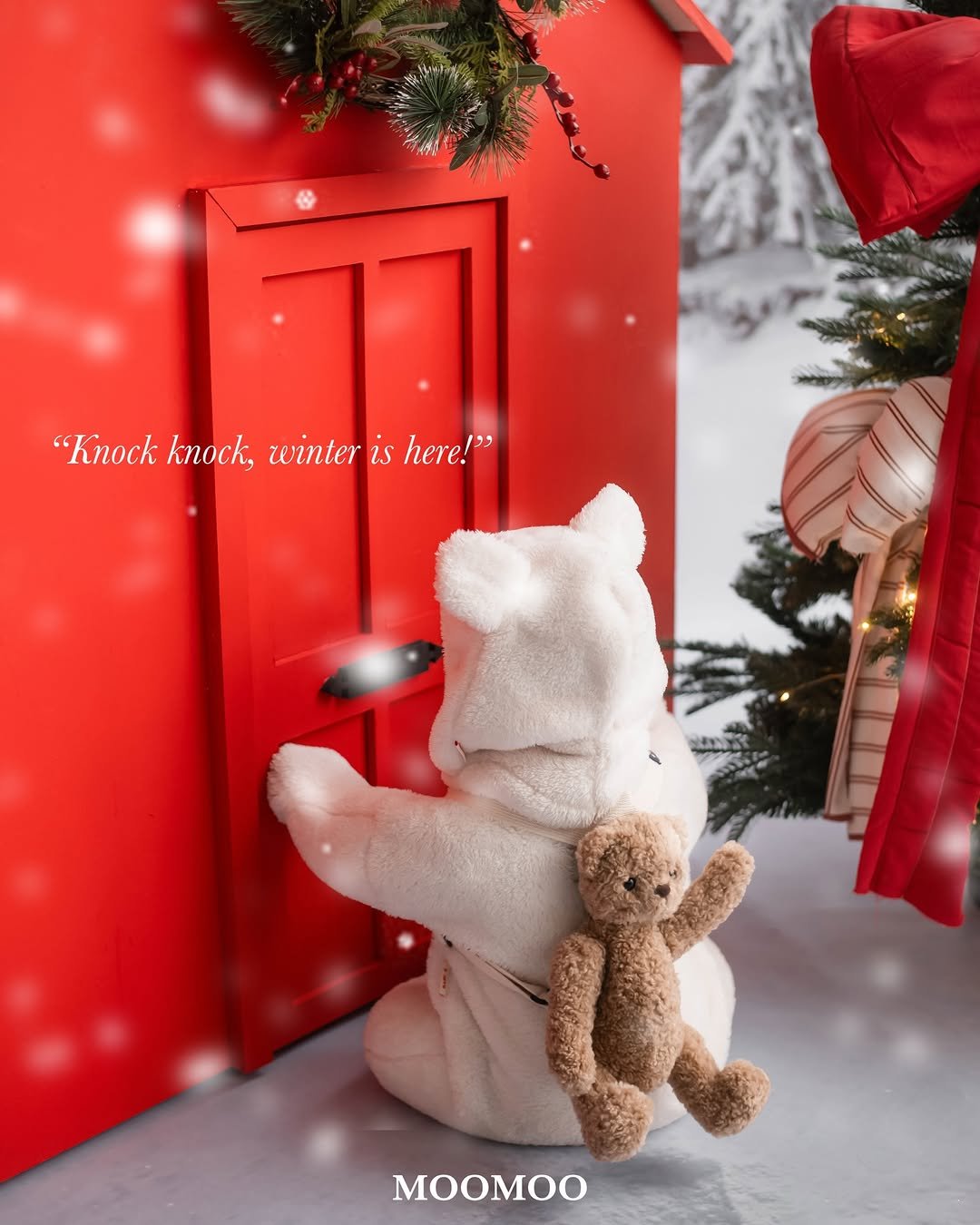 Photo by MOOMOO STUDIO 무무스튜디오 on December 26, 2025. May be an image of bear, duffle coat, toy, snowman and text.