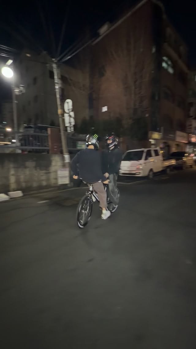 moon_tae_hwan 게시물 이미지: 오빠 뒤에 탈래?