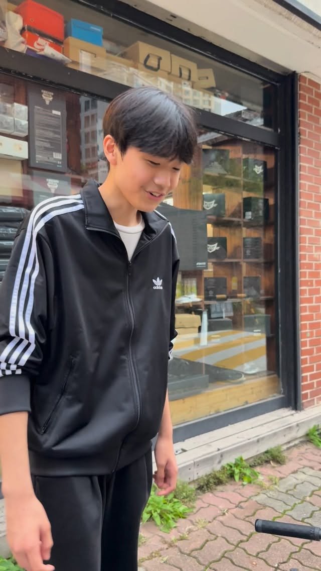 moon_tae_hwan 게시물 이미지: 허락은 받았잖아.
