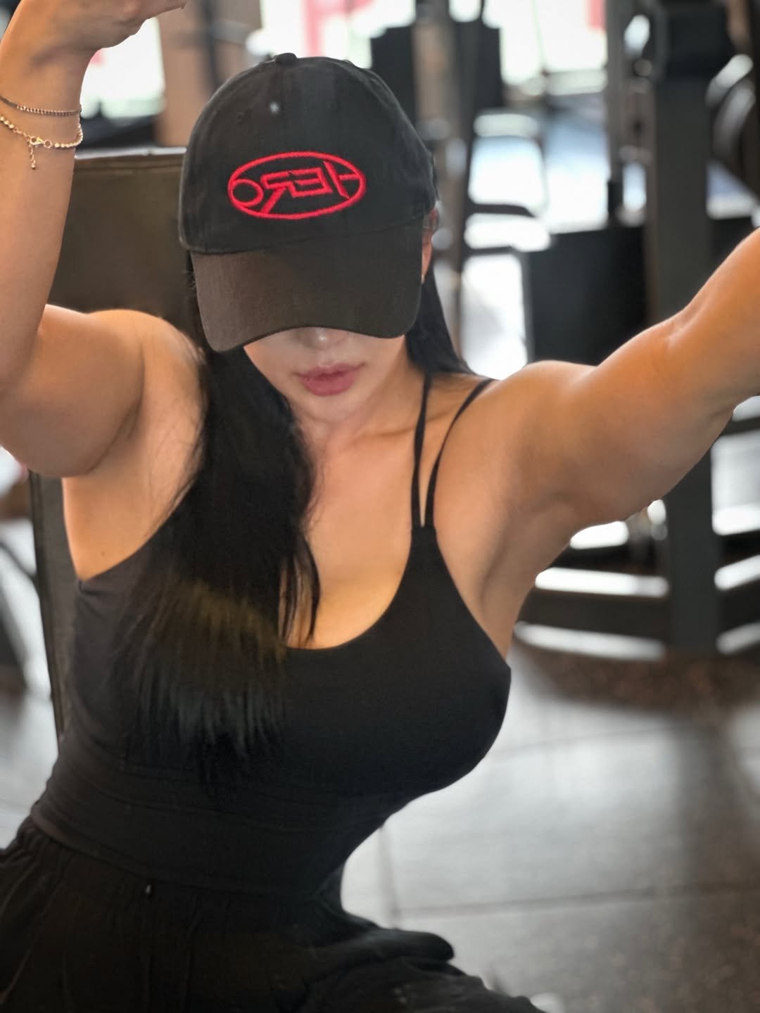 moonjisunny 게시물 이미지: 🧢 My Gym Must - Haves

@hero_athletic_official...