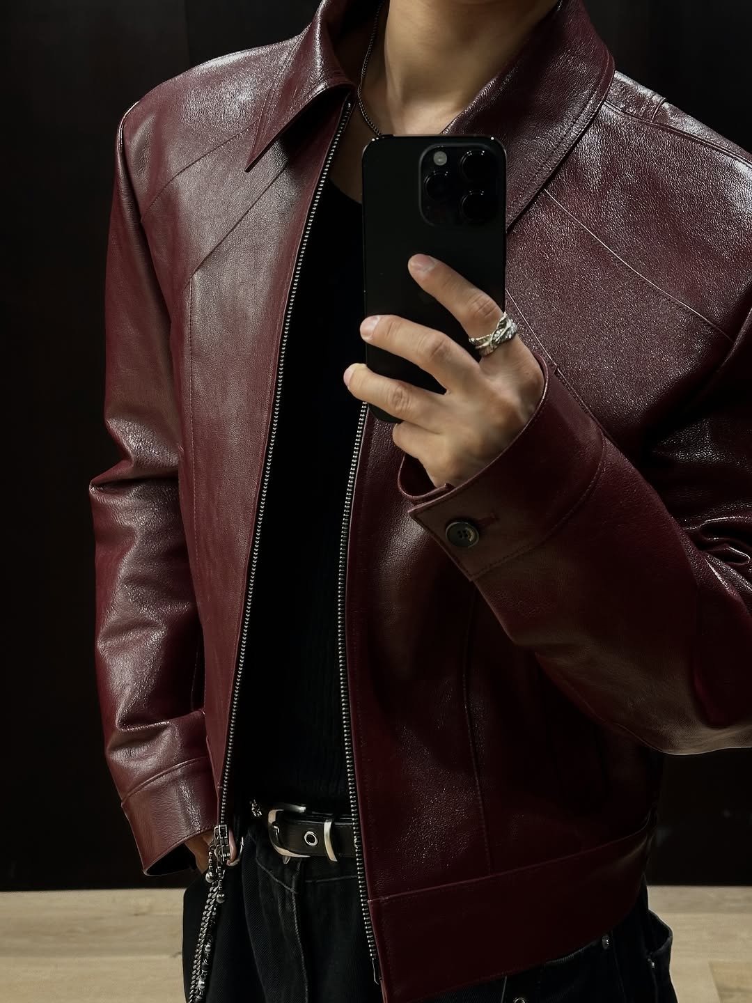 Photo shared by 라오라오 on September 23, 2025 tagging @waviness_official. May be an image of 1 person, leather, bolo tie, coat, jacket and text.