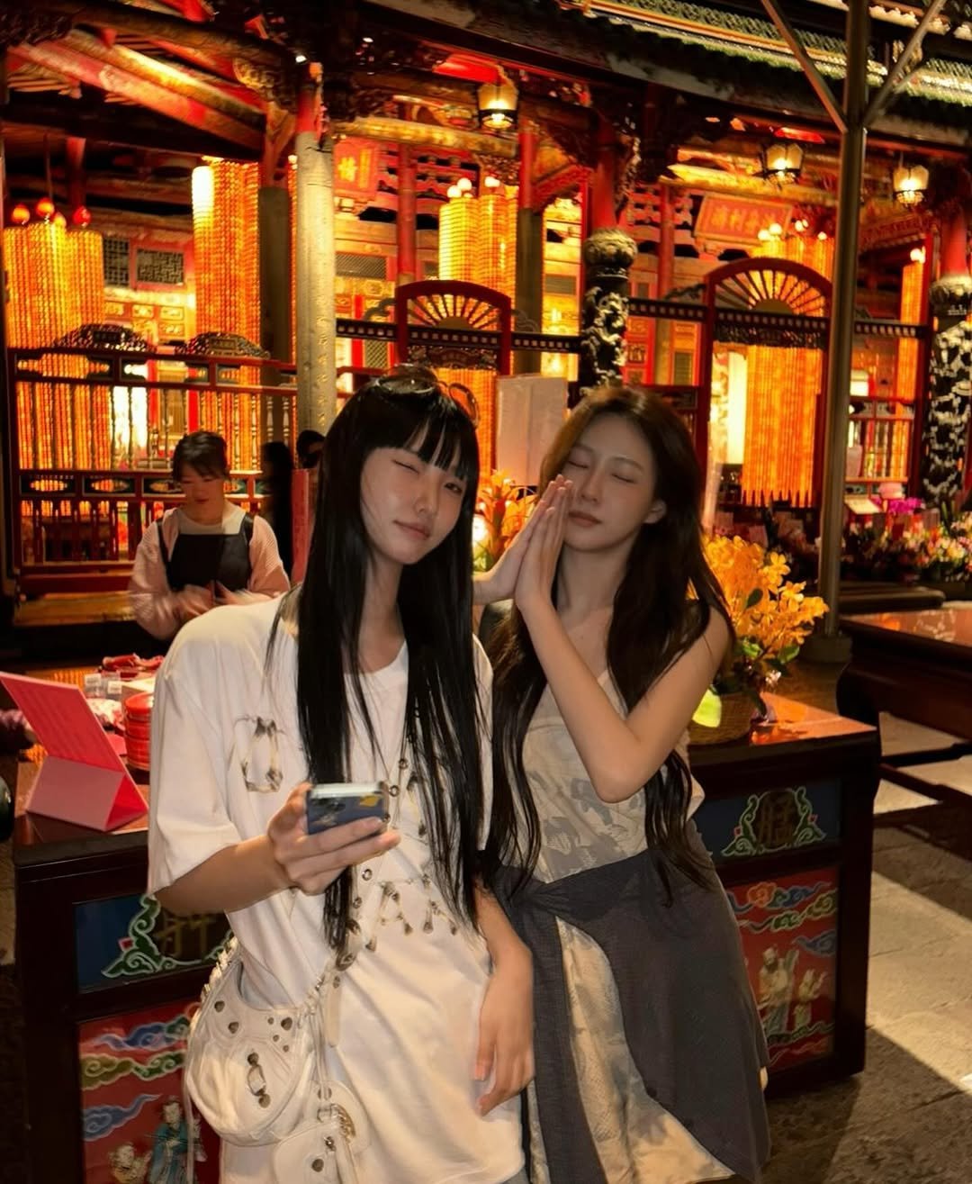 Photo shared by 모레 on May 09, 2024 tagging @uuuuuuu_._._.