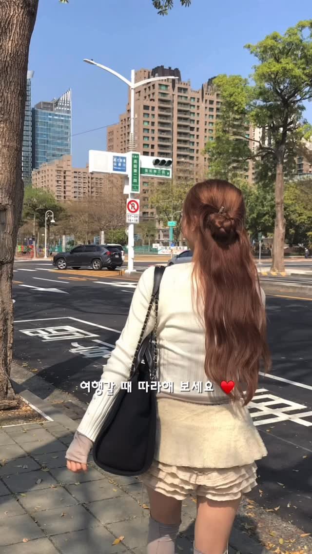 mosh__dh 게시물 이미지: #모쉬강남점 @mosh__dh 

color - 코퍼브라운 🍊
톤이 따뜻한 브라운...