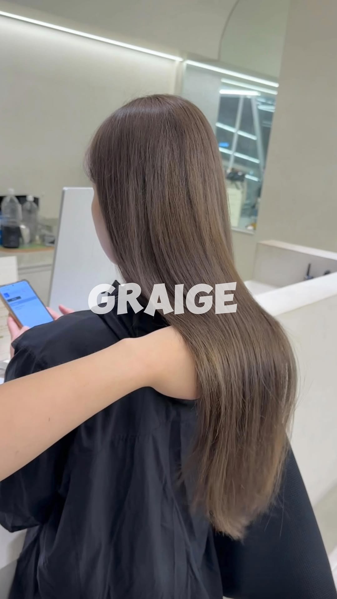 mosh__nyan 게시물 이미지: 탈색 1회로 그레이지?

안녕하세요 모쉬 냔쌤입니다🩶🤎

탈색 1회만으로는 밝은...