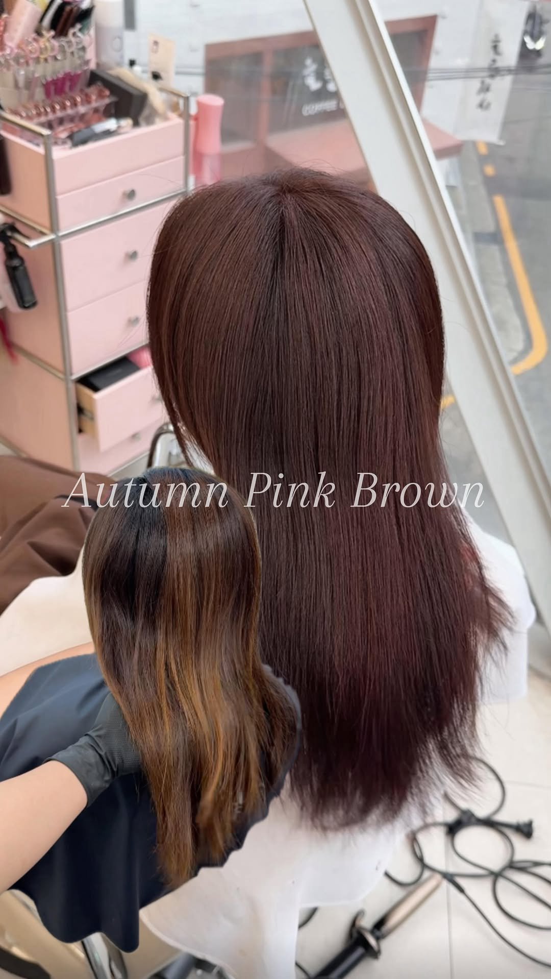 mosh__nyan 게시물 이미지: 탈색없이 핑크브라운 ⬇️

안녕하세요 모쉬 냔쌤입니다🩷🍂

올해 많은 고객님들께서...