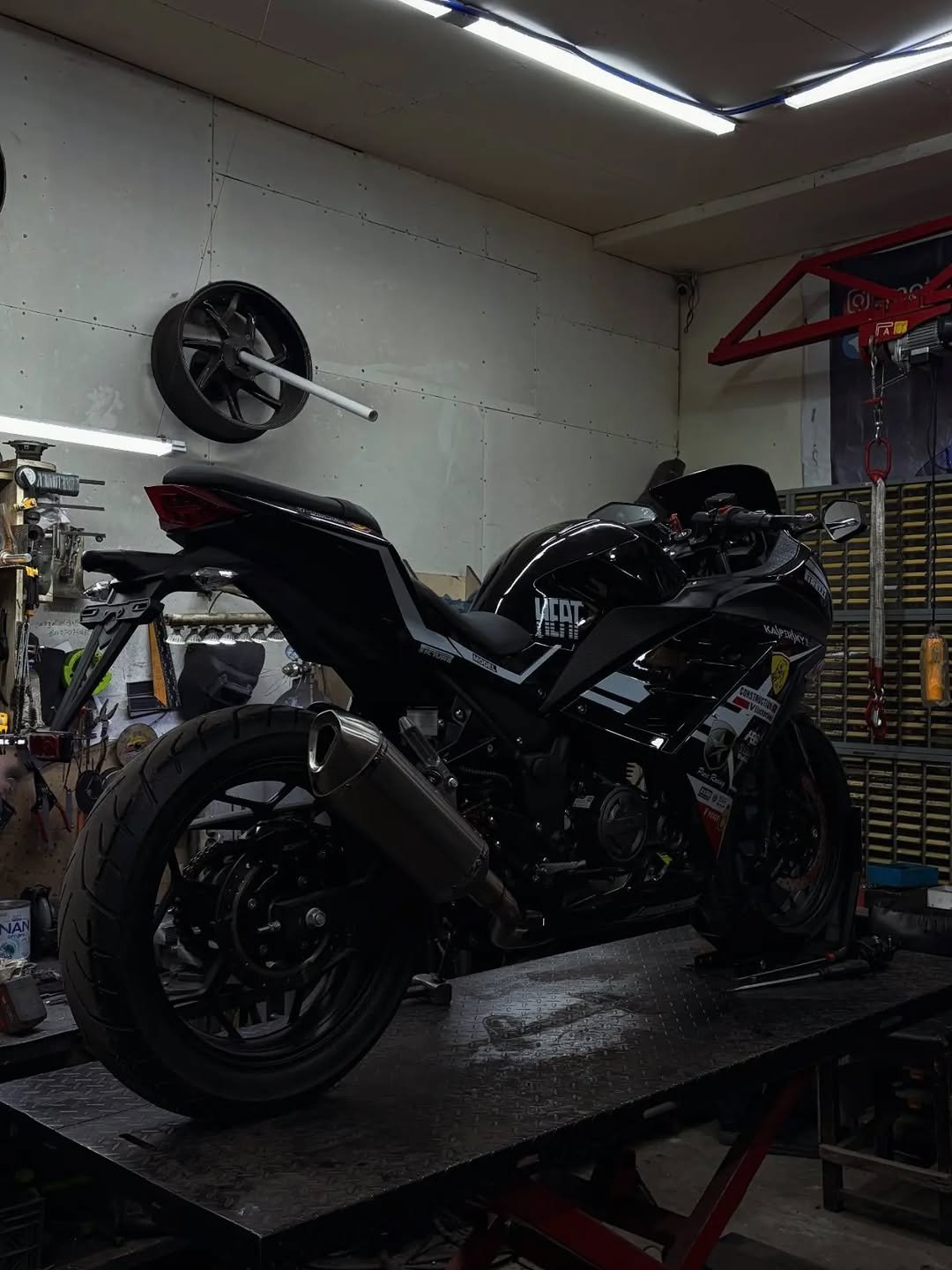 motobozor_uz 게시물 이미지: 📌 SOTILADI 

🏍 KAWASAKI NINJA REPLIKA 
📅 Yili:...