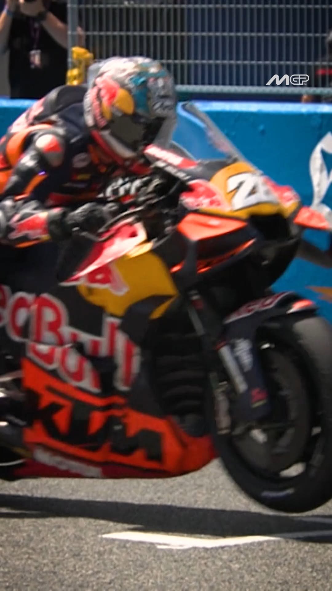 motogp 게시물 이미지: Polishing those practice starts until they're...