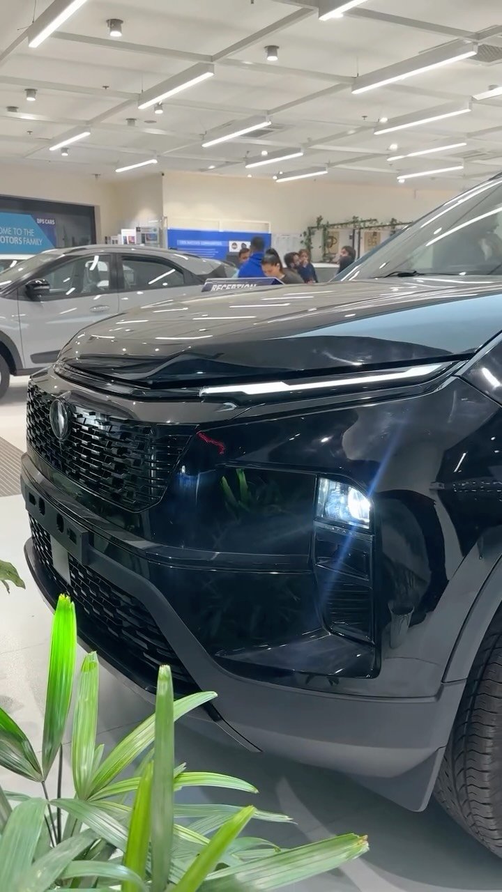 motoring_daily 게시물 이미지: Tata Safari Pure X Dark 19.04 Lakh

The last...