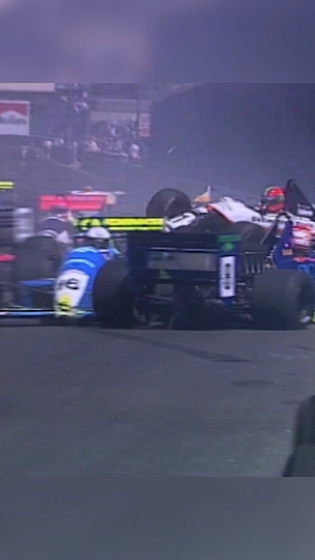 motorsporttv 게시물 이미지: Average racing lobby 👀

More classic F3000...