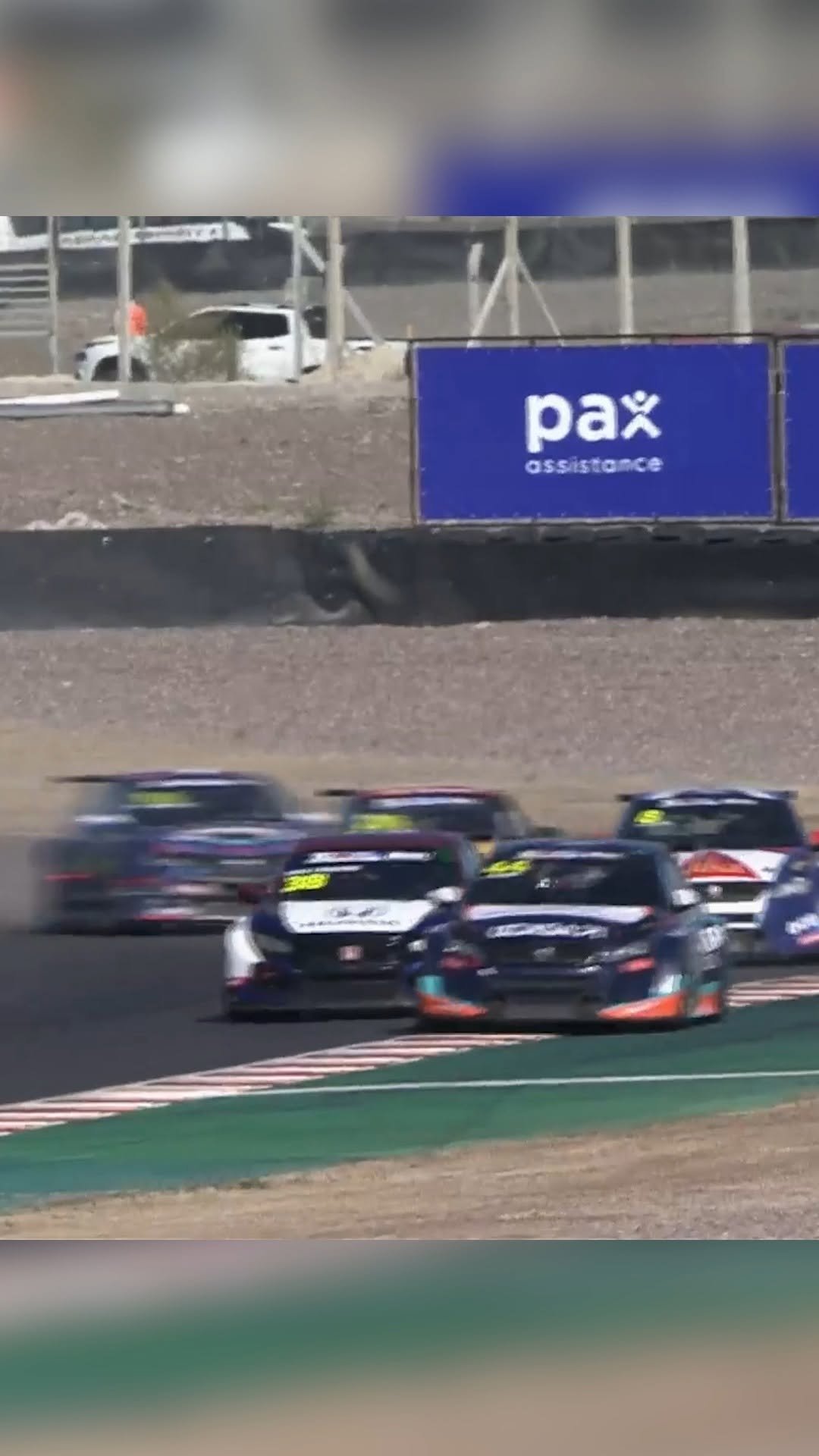 motorsporttv 게시물 이미지: It's non-stop ⚔️ Watch TCR South America take...