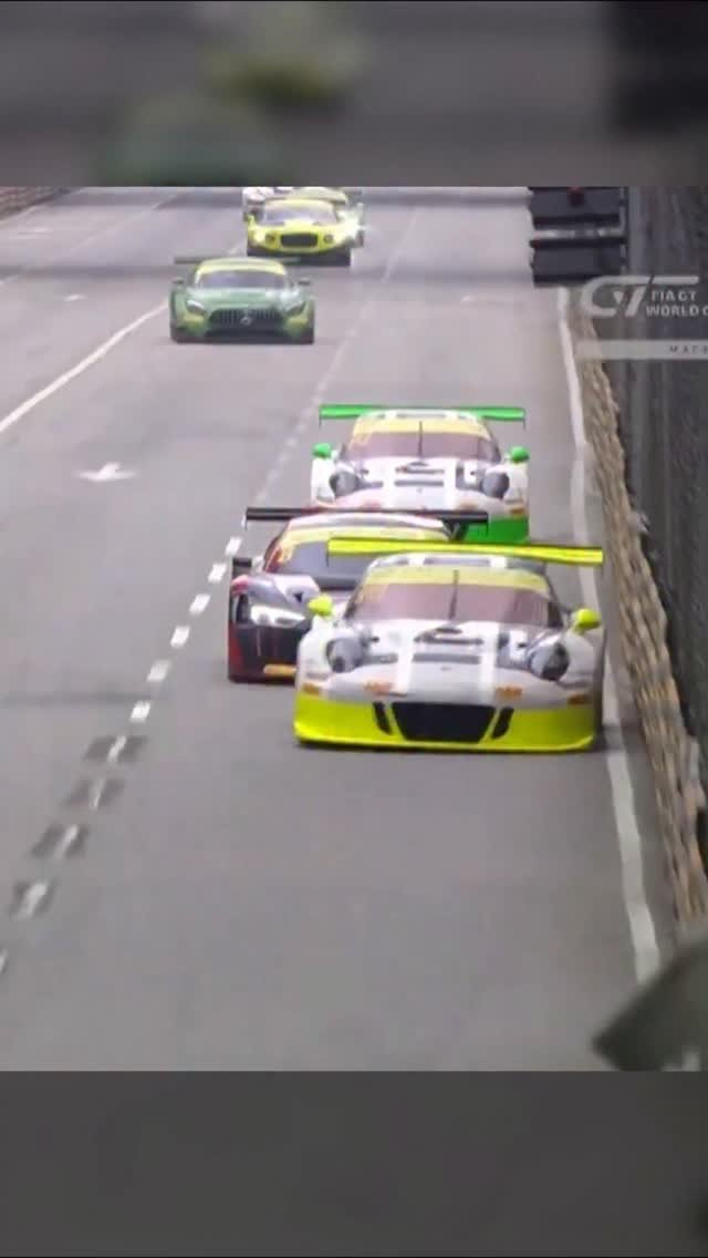 motorsporttv 게시물 이미지: How do you DOOOOO?! 🤯
Quite badly, Mr...