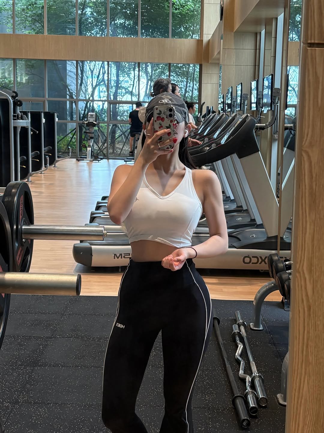 move_with_yen 게시물 이미지: 먹고싶은거 먹어도 🐷
운동만 하면 유지가능!!!