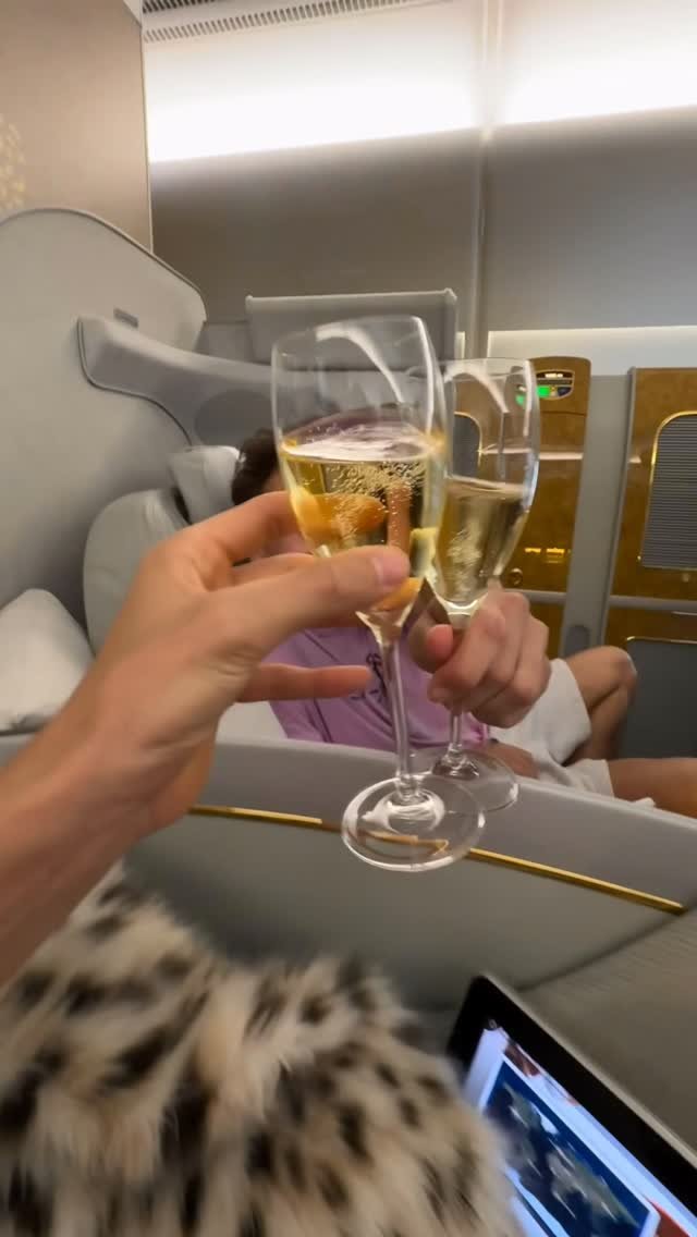 mr.good.luck_ 게시물 이미지: Best Arlines ever @emirates