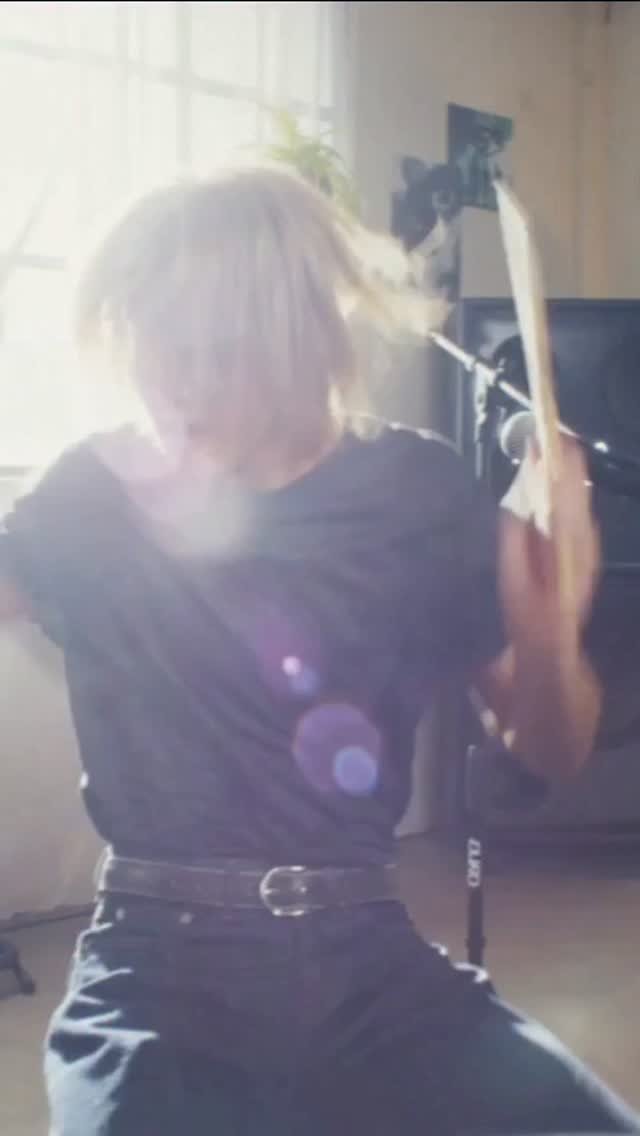 mr_kanggun 게시물 이미지: CNBLUE 3rd Album [3LOGY]
KILLER JOY 공개 되었습니다
많이 들어주세요~♡