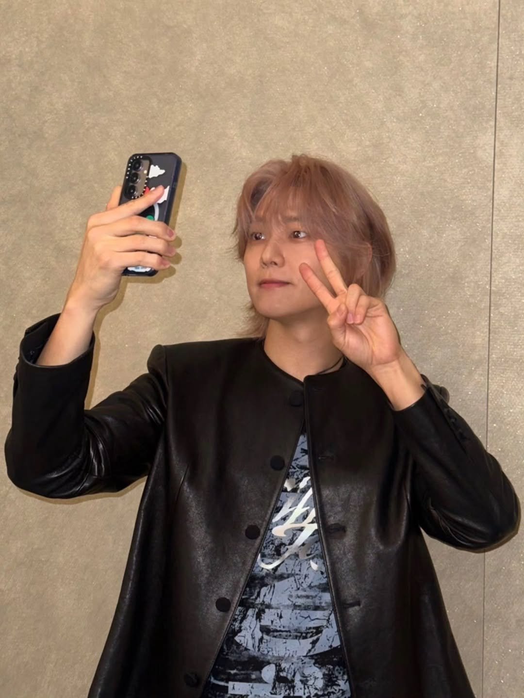 Photo by 강민혁 KANG MIN HYUK on January 31, 2026. May be an image of one or more people, bangs, bolo tie, top and text.