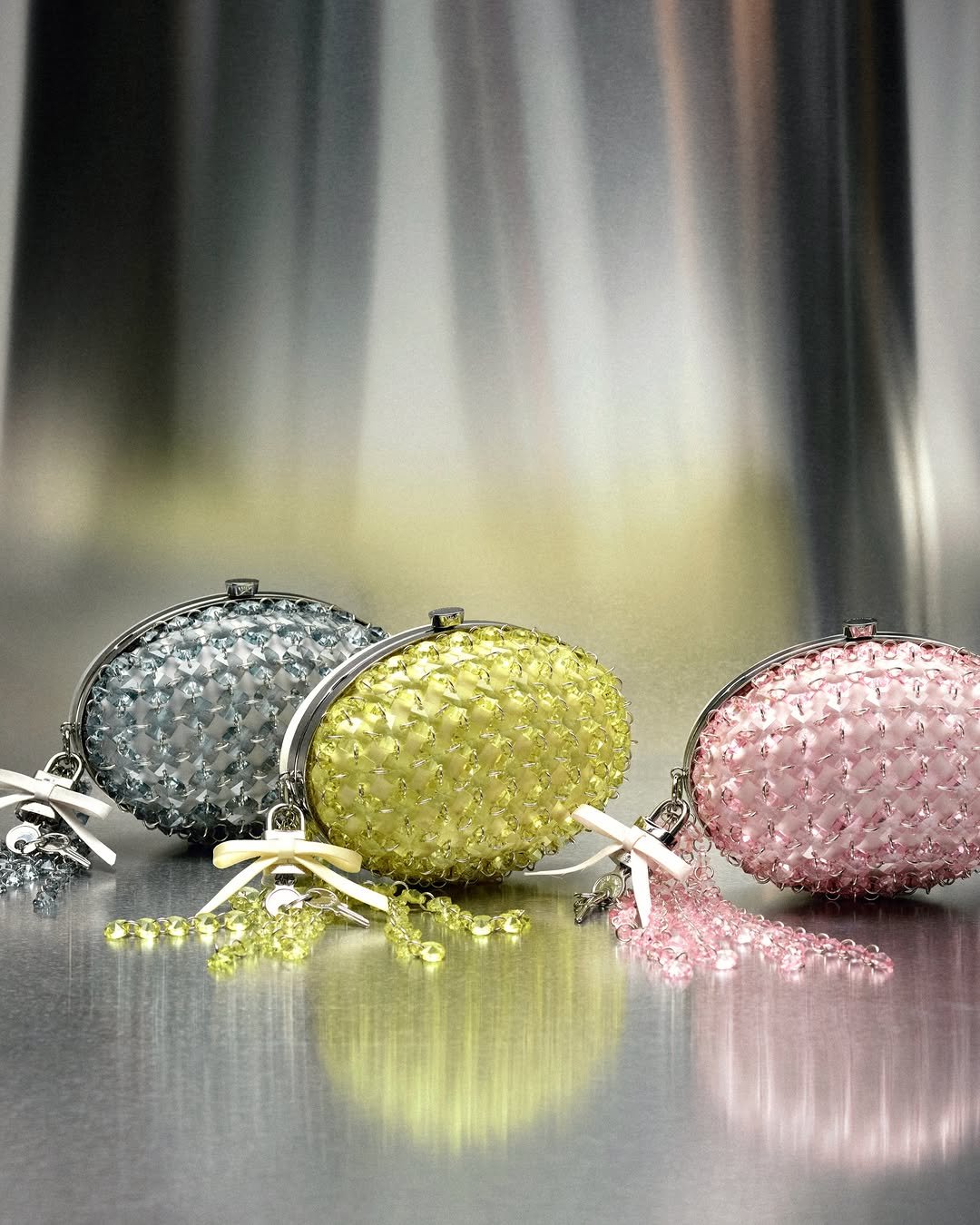 mrselfportrait 게시물 이미지: Introducing the Oval Crystal Chain Clutch Bags...