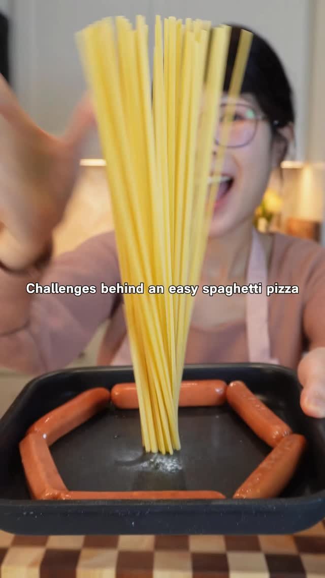 ms_shi_mr_he 게시물 이미지: Challenges behind an easy spaghetti pizza...