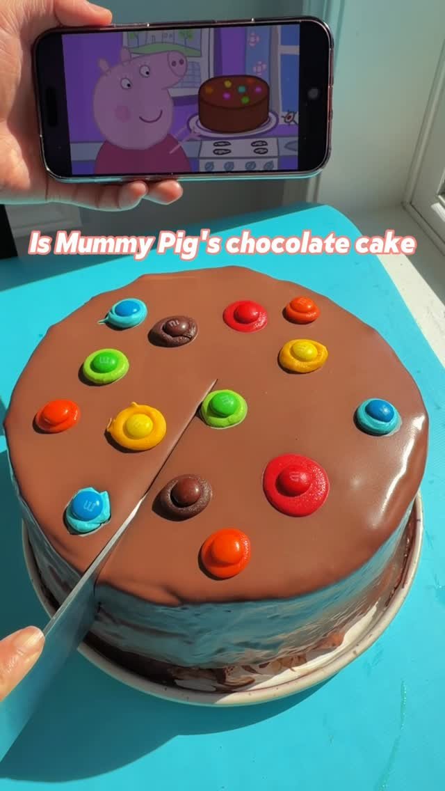 ms_shi_mr_he 게시물 이미지: Is Mummy Pig’s chocolate cake actually good?...