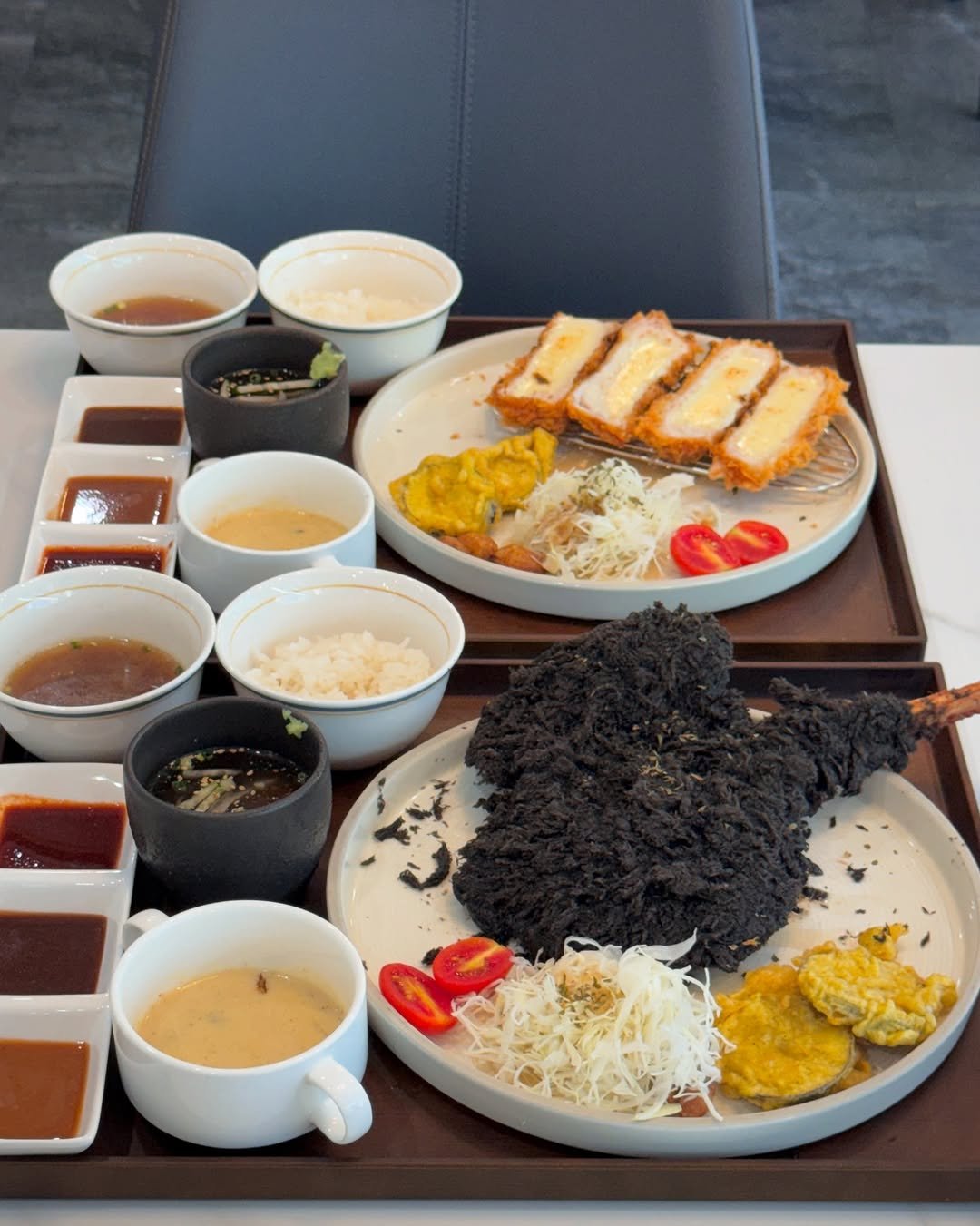 Photo shared by 먹깨비 🐷 부산맛집 / 창원맛집 / 그외맛집 on August 20, 2025 tagging @psh_donkas. May be an image of tofu, ramen, rice and text.