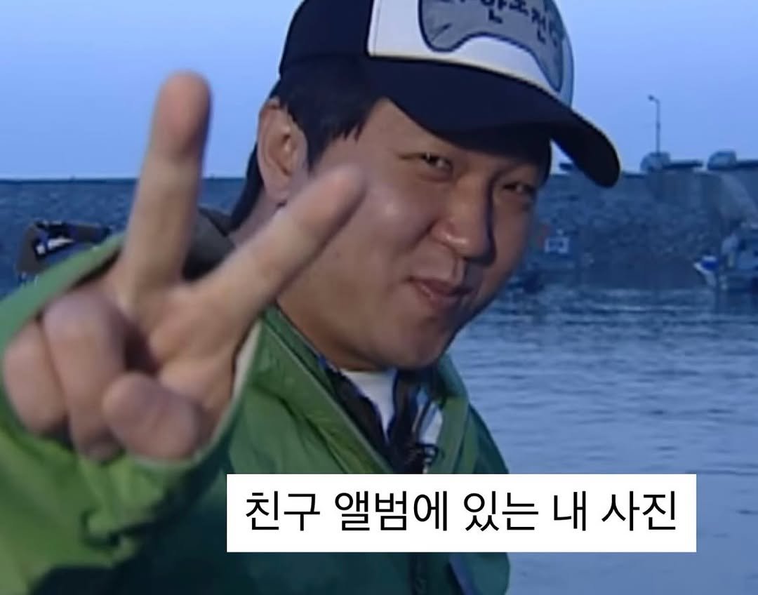 mudo_aka 게시물 이미지: 브이 말고 다른 포즈 모르겠음