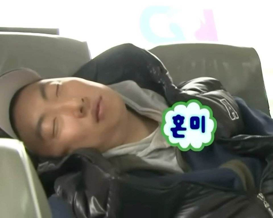 mudo_aka 게시물 이미지: 아 잠온다