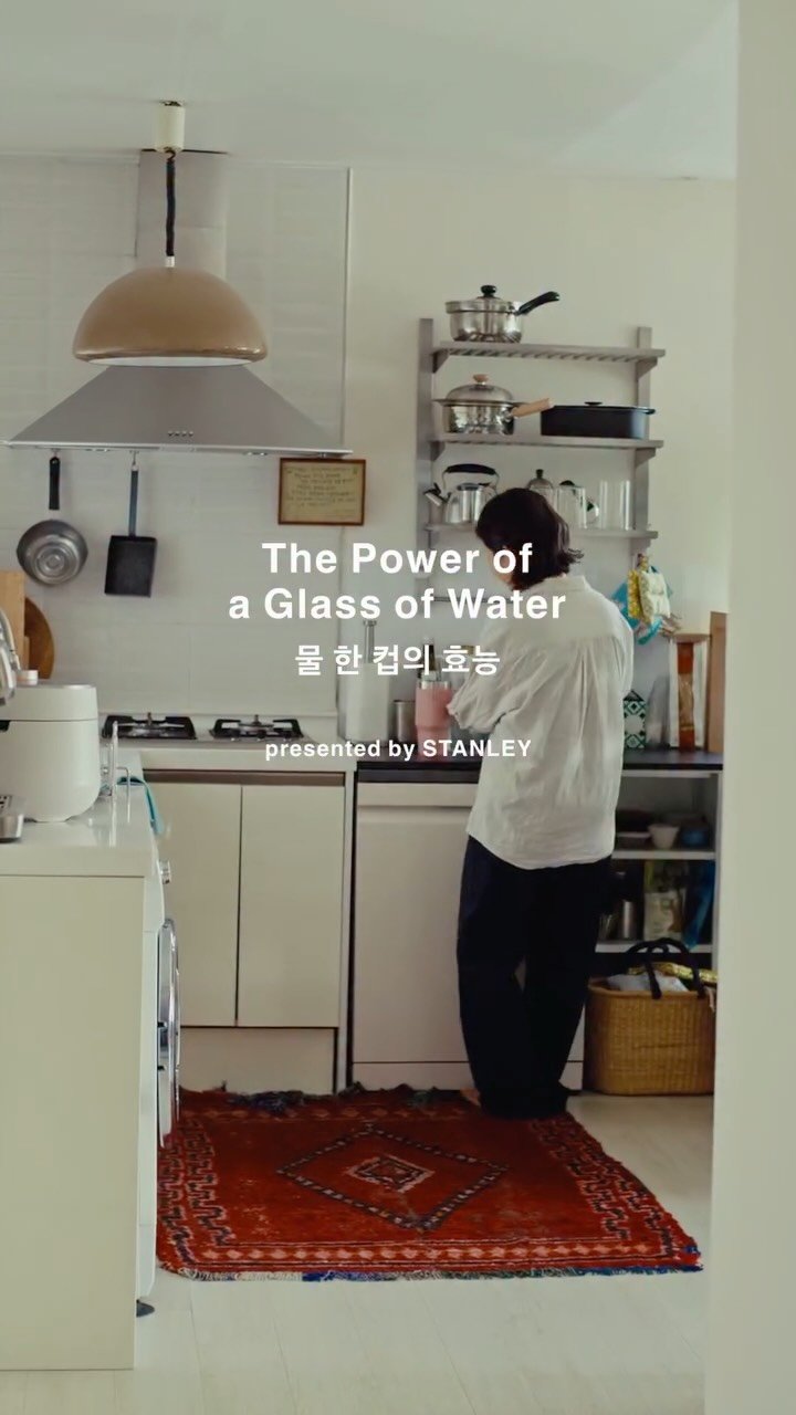muguasu 게시물 이미지: 🚰 물 한 컵의 효능 with STANLEY #광고(마지막이 하이라이트👀)
때로는...