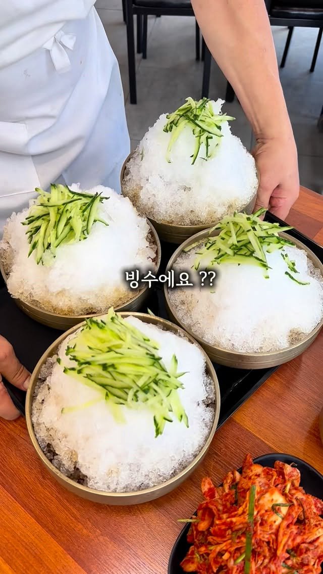 muk_jeong 게시물 이미지: 4000원에 배터지게 먹을수 있는곳?!

여긴 40년 경력 사장님이 
자가제면에...