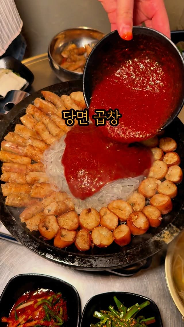 muk_jeong 게시물 이미지: 와 서면에는 제가 또또또간 
당면 곱창 맛집이 있거든요 ?? 🥹

돌판에 튀긴...