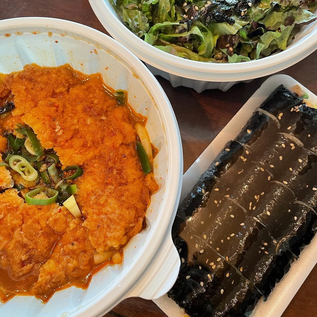 muksta_daily 게시물 이미지: 빨간지붕 _ 대명점[체험단]🍎

빨간지붕이 옛날에는 제 기억에 떡볶이만 팔았던 것...