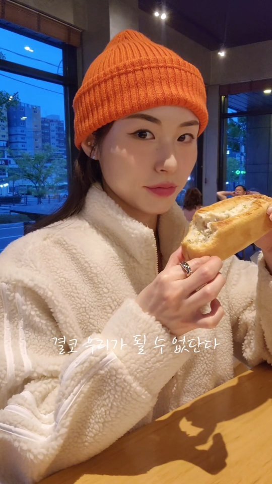 muksunyy 게시물 이미지: 내가 너에게, 네가 나에게 전하는 그런 위로되는 노래
그래, 잘하고 있고 ! 더...